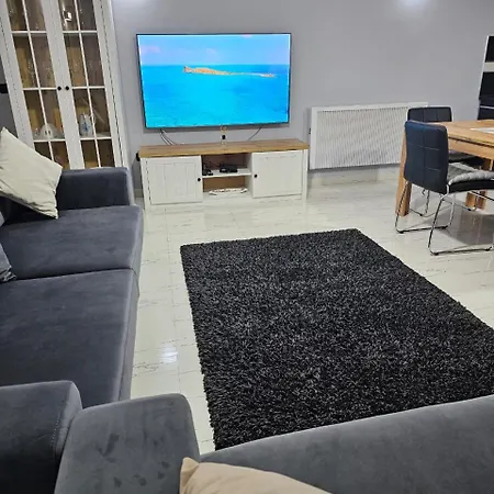 Edi 1 Center Apartmán