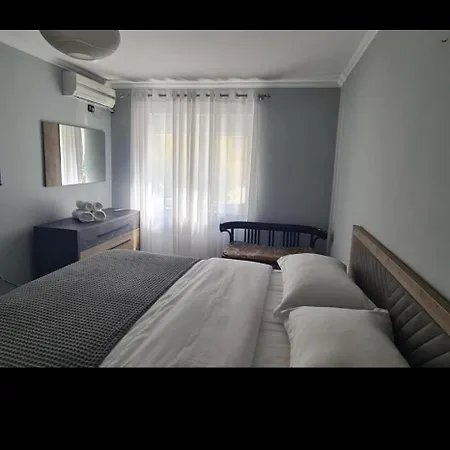 Edi 1 Center Apartmán Tirana
