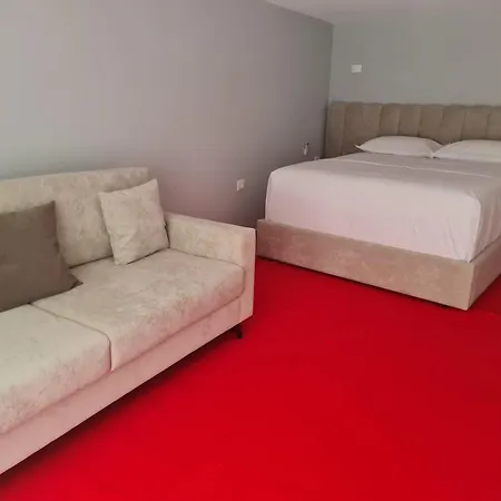 Edi 1 Center * Tirana