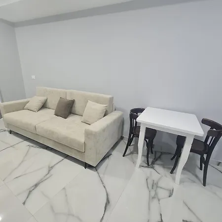 Edi 1 Center Apartment *